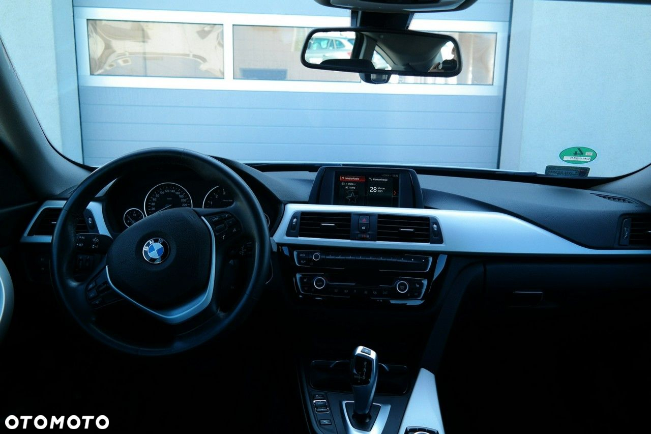 BMW 3GT - 15