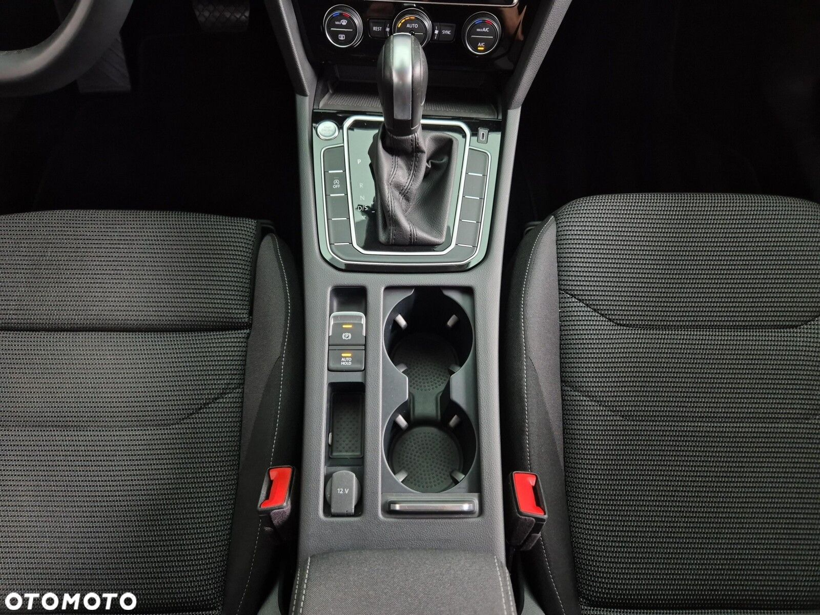 Volkswagen Arteon 2.0 TSI Essence DSG - 18