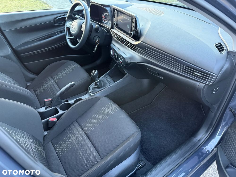 Hyundai i20 - 12