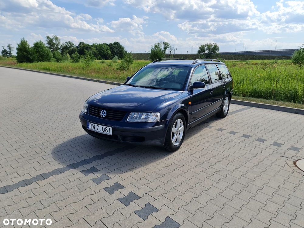 Volkswagen Passat 1.8 - 2