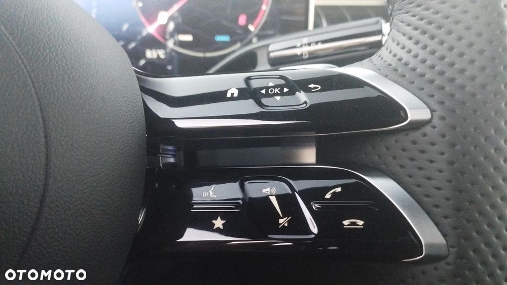 Mercedes-Benz GLC - 15