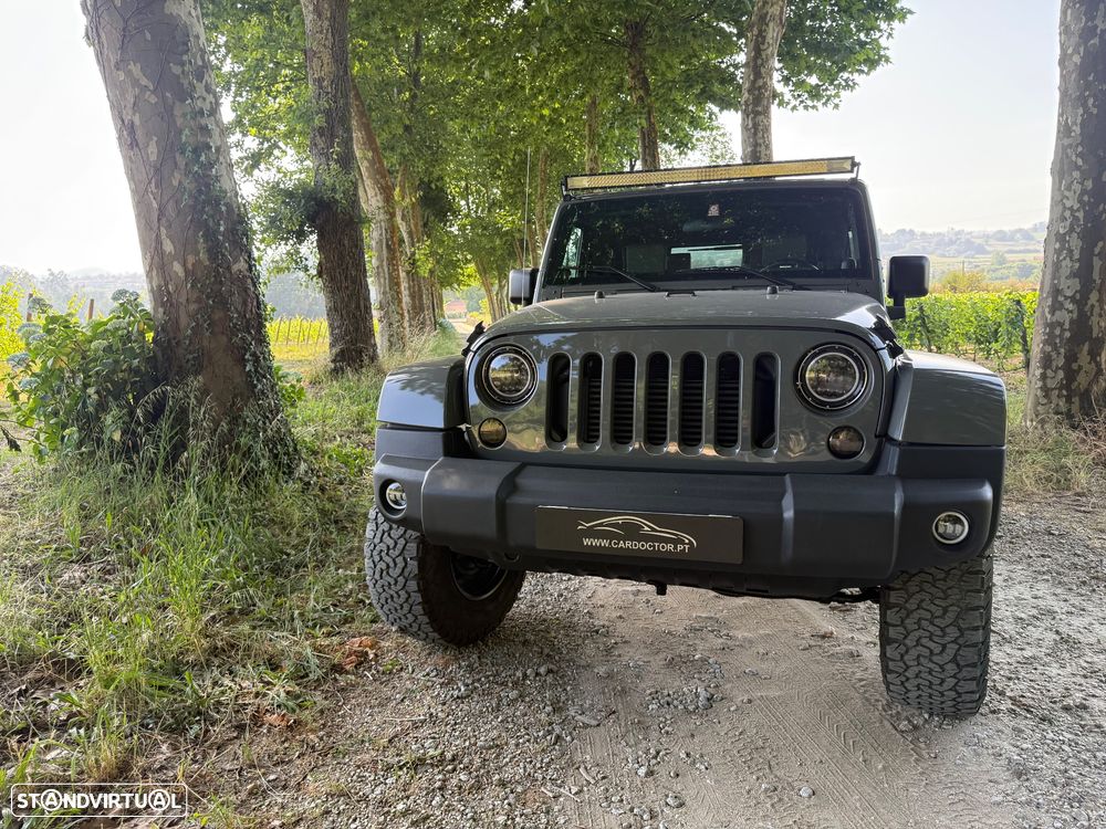 Jeep Wrangler 2.8 CRD DPF Sport - 3