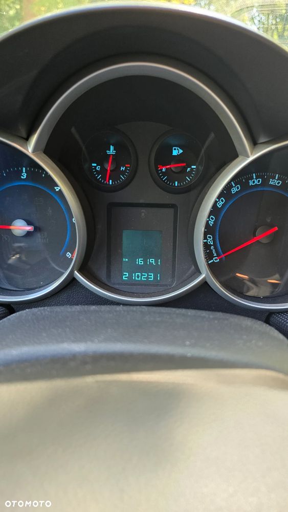 Chevrolet Cruze 2.0 VDCi LS+ - 13