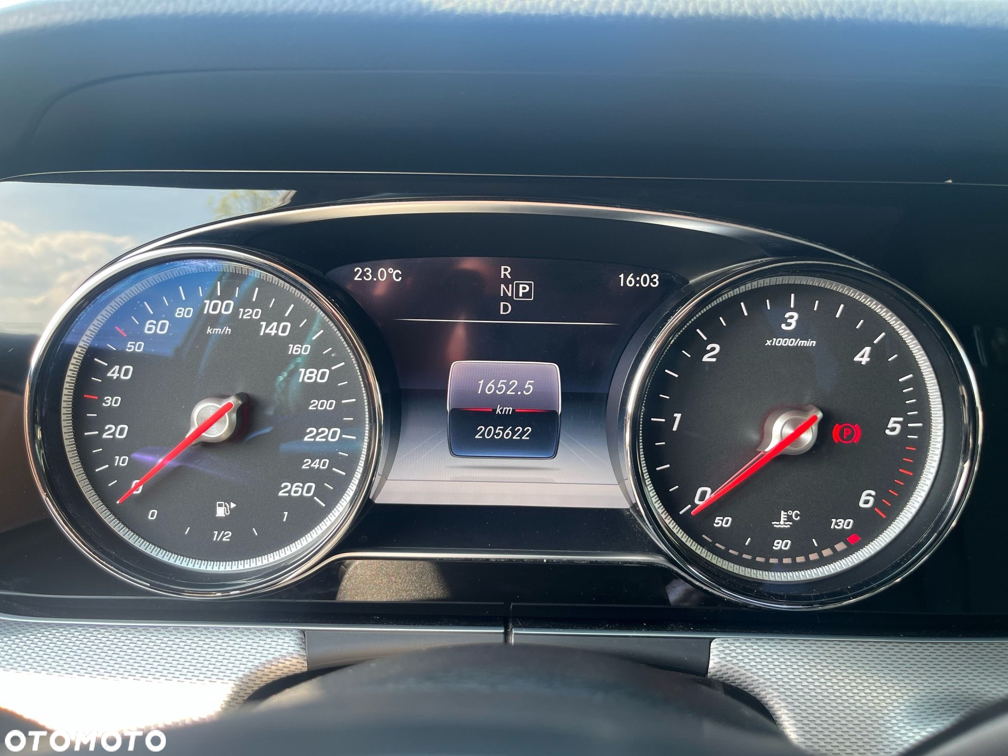 Mercedes-Benz Klasa E 220 d 9G-TRONIC AMG Line - 17