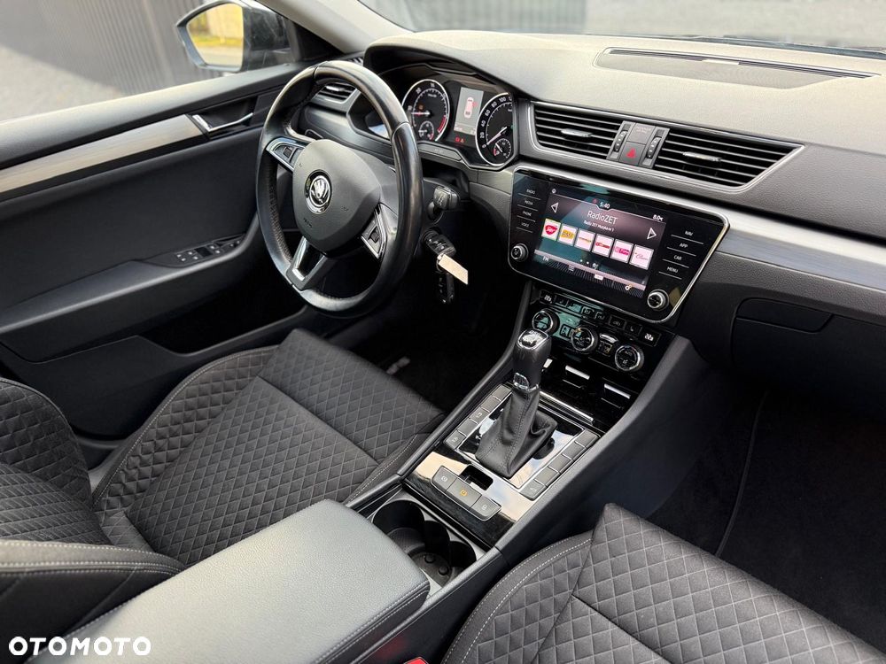 Skoda Superb 2.0 TDI 4x4 DSG Style - 10