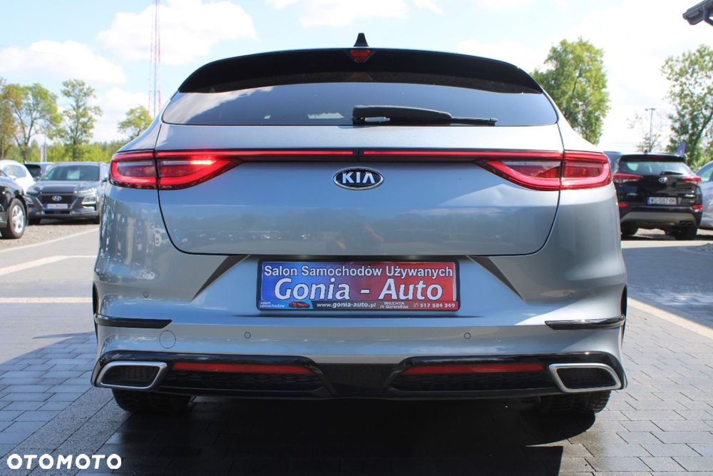 Kia ProCeed - 16