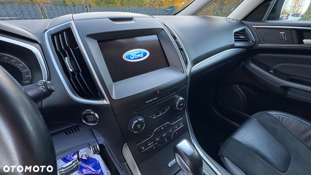 Ford S-Max - 15