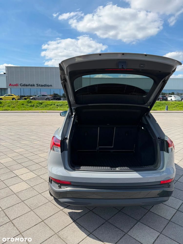 Audi Q4 e-tron SUV - 23