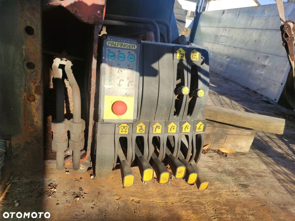 Żuraw HDS manipulator Palfinger PK15500 - 7