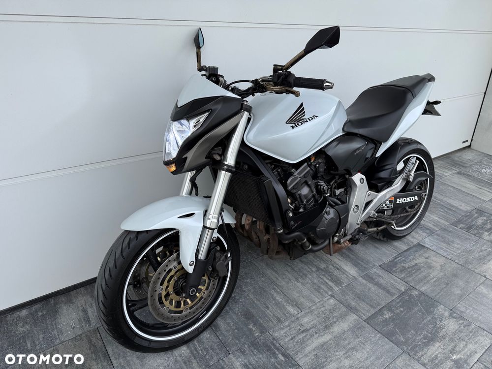 Honda Hornet - 4