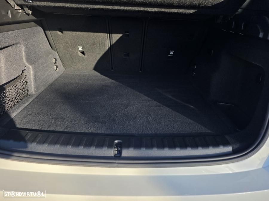 BMW iX1 xDrive30 - 34
