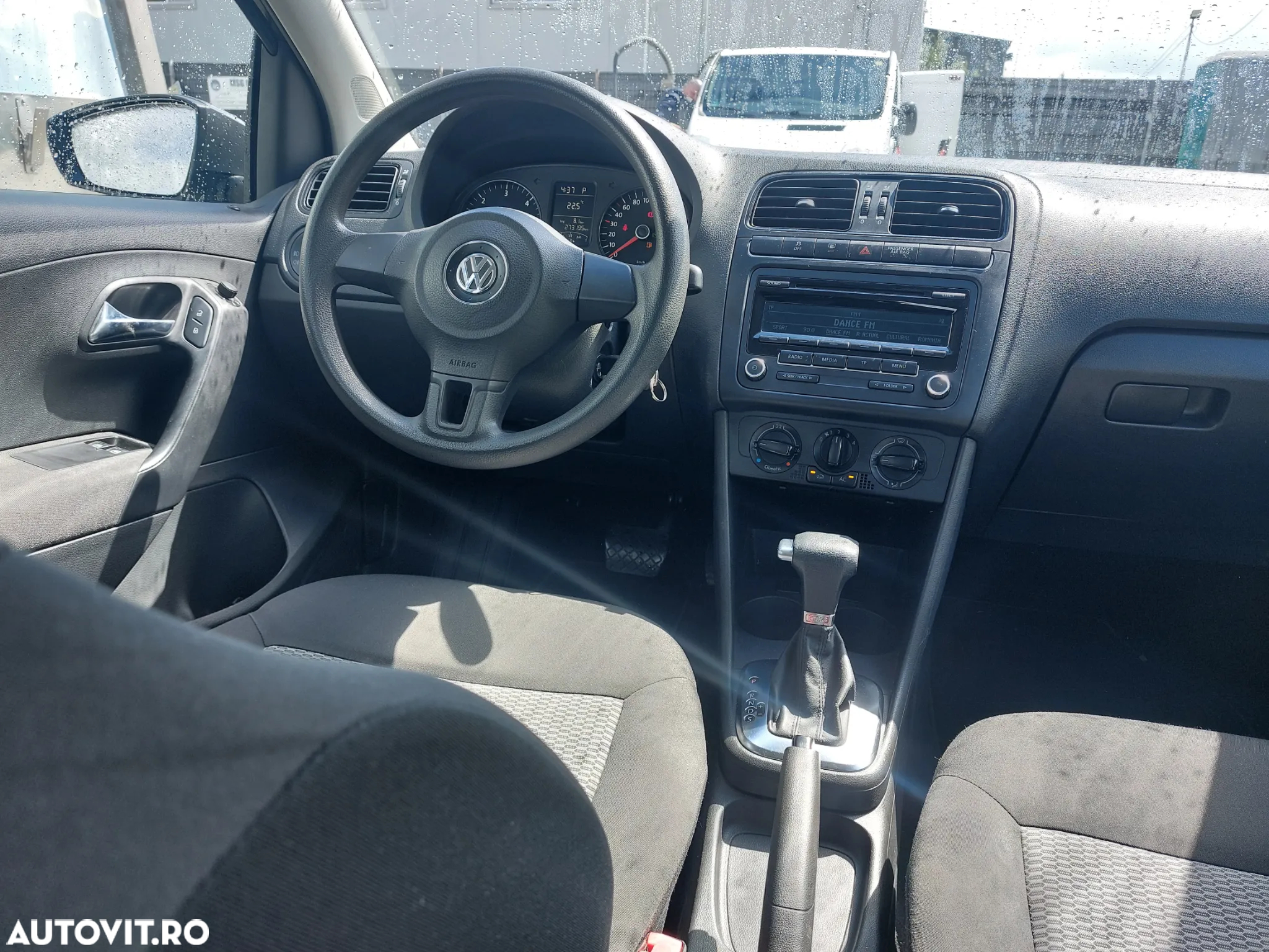 Volkswagen Polo - 6