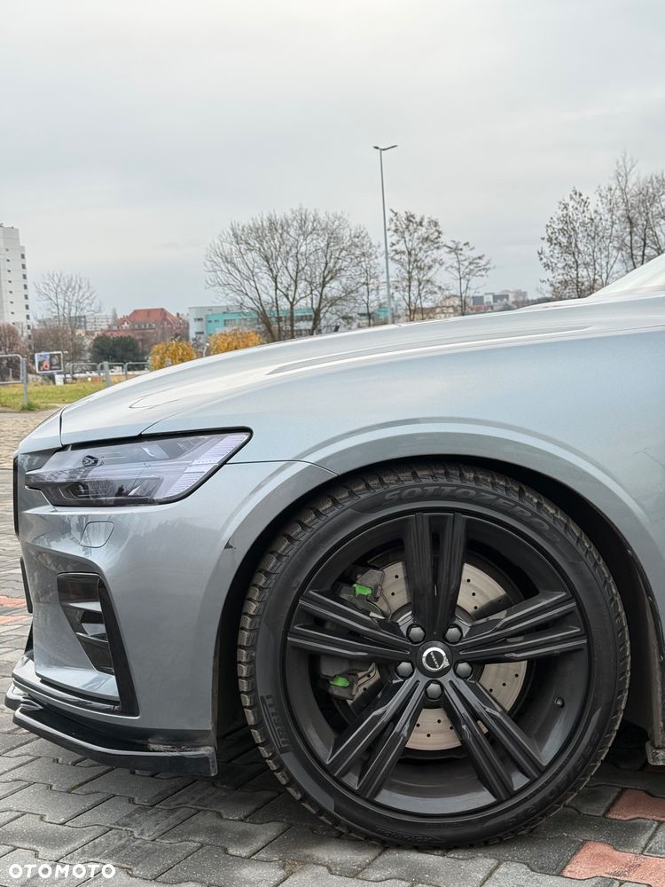 Volvo S60 T5 R-Design - 8