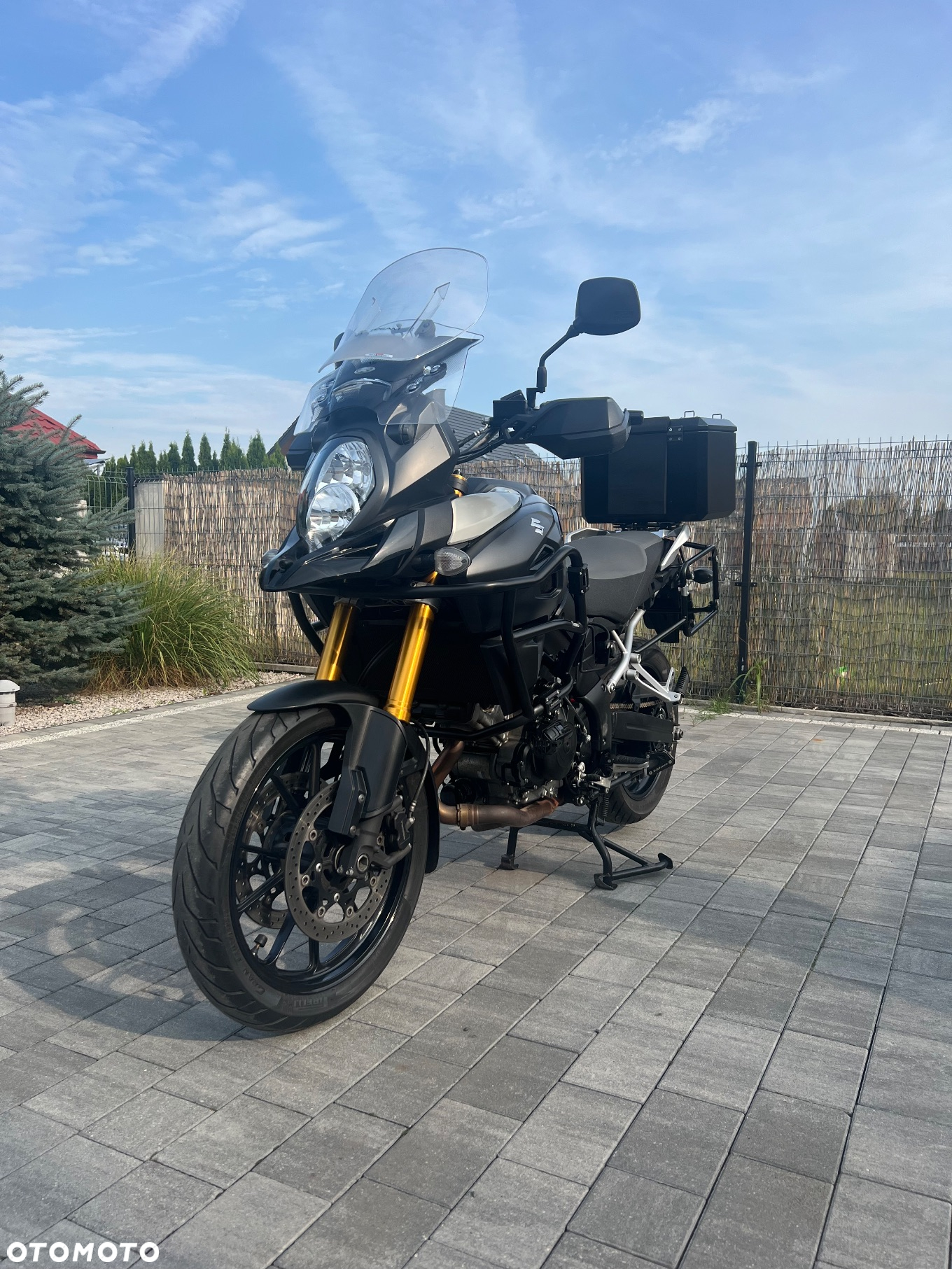 Suzuki DL - 17