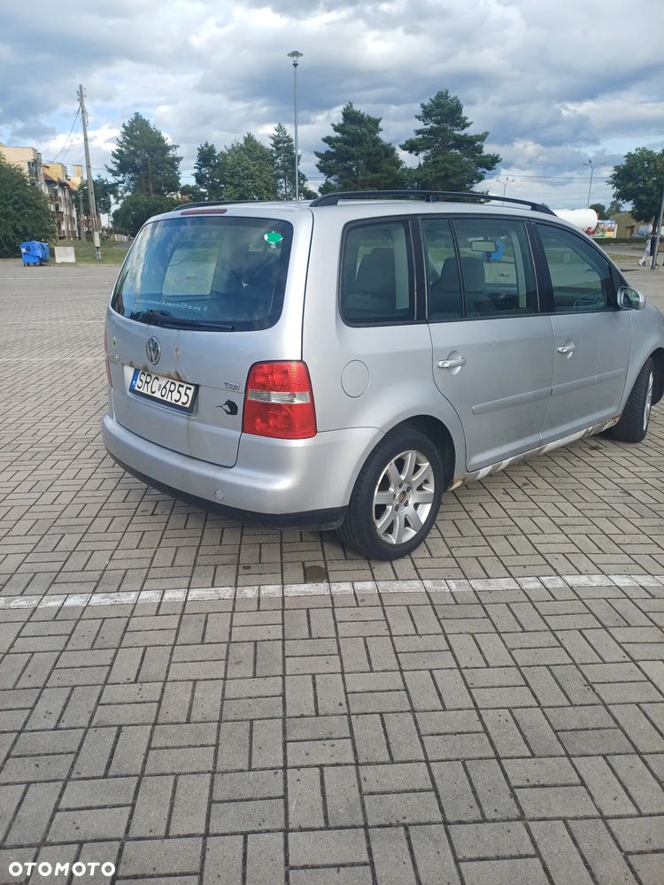 Volkswagen Touran 1.9 TDI Conceptline - 5