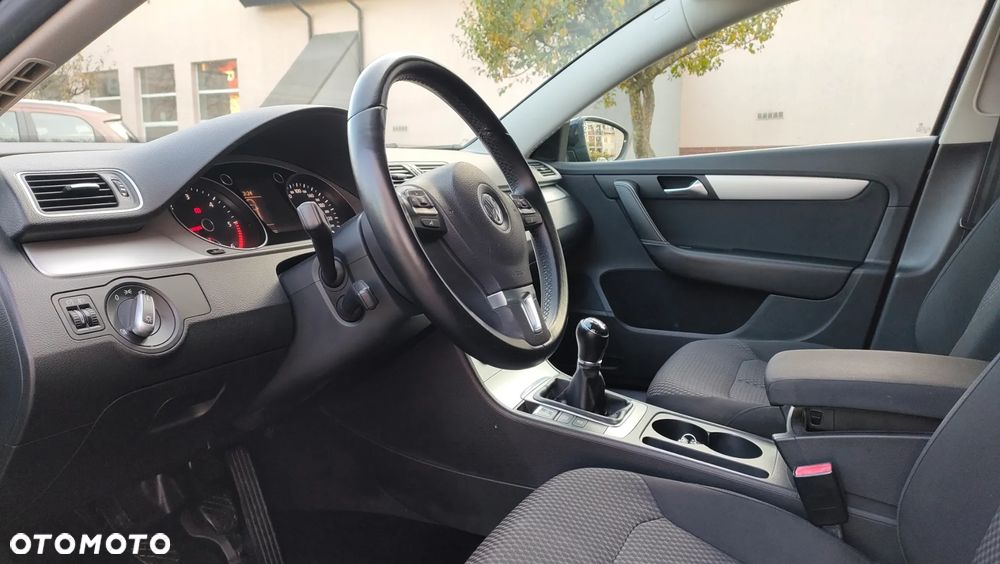 Volkswagen Passat Variant 1.6 TDI BlueMotion Technology Comfortline - 18