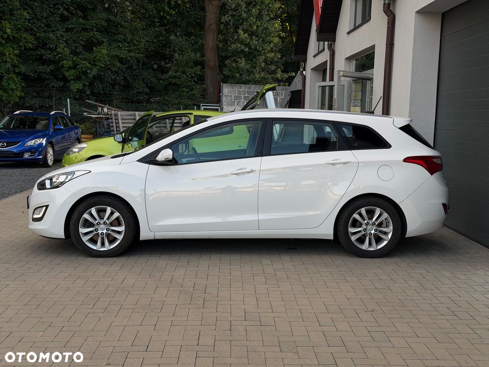 Hyundai i30 1.6 GDI BlueDrive Classic - 8