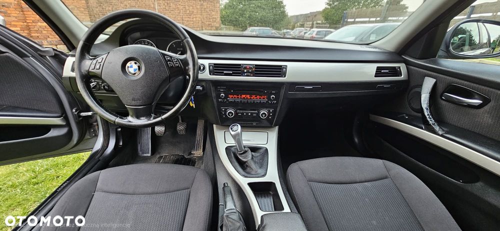 BMW Seria 3 - 14