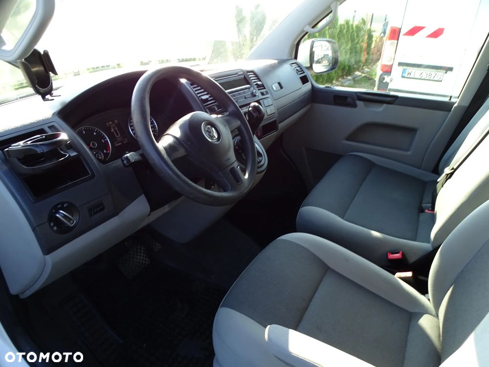 Volkswagen Transporter - 3