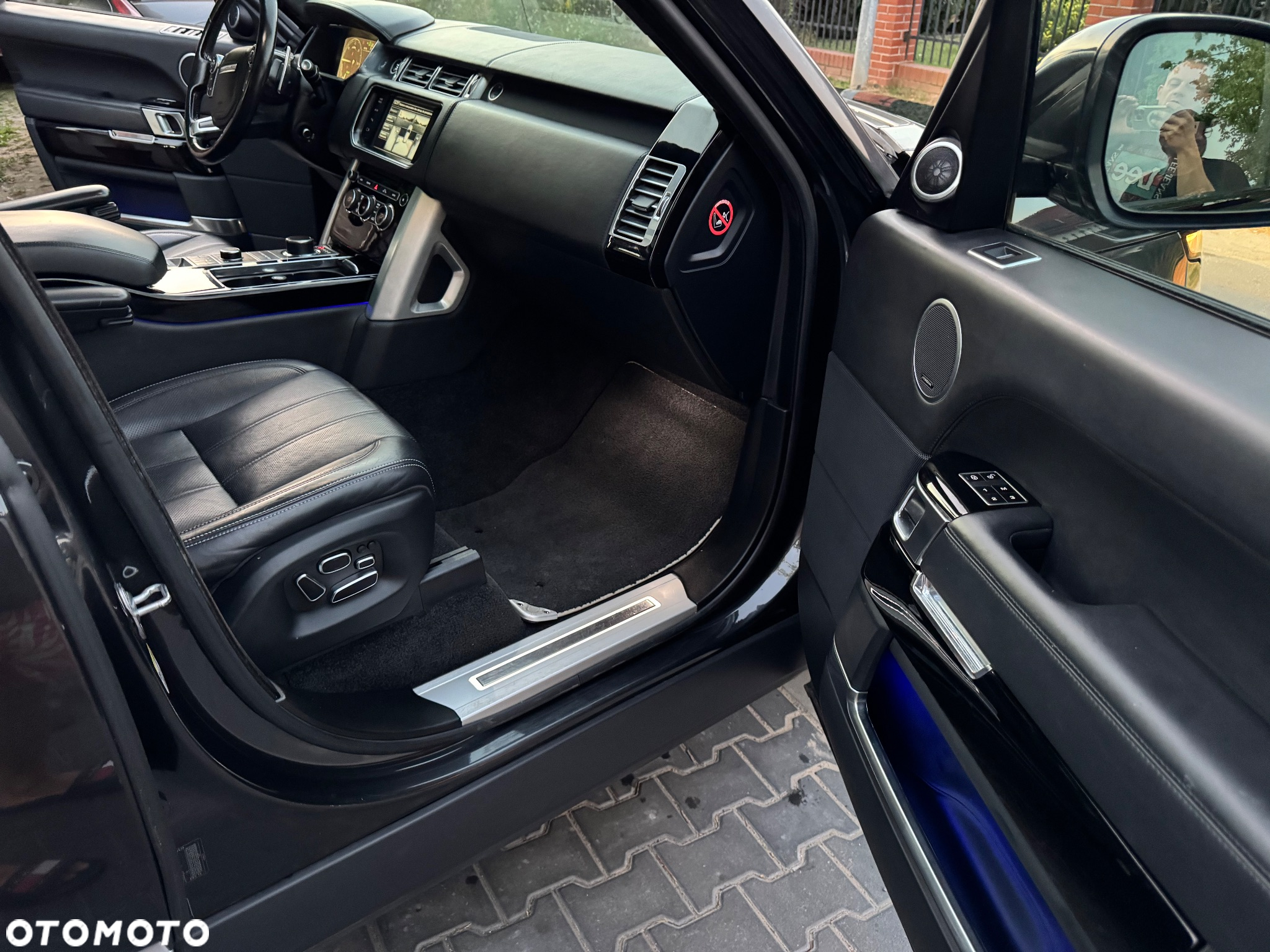 Land Rover Range Rover SDV6 Hybrid - 18