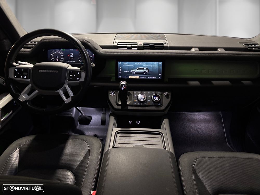 Land Rover Defender 2.0 D 110 AWD First Edition - 4