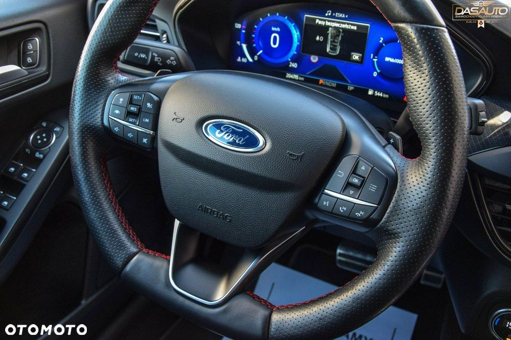 Ford Focus - 34
