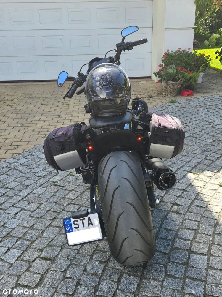 Harley-Davidson Softail FXDR - 3