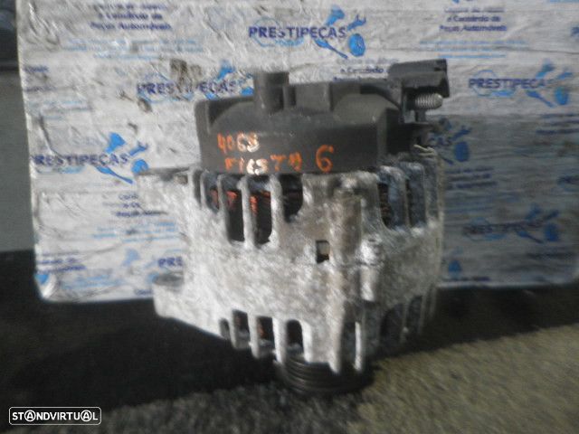 Alternador AV6N10300DB 31285658 FORD FIESTA 6 FASE 1 2010 1.4TDCI 70CV 5P CINZA VALEO 14V - 1