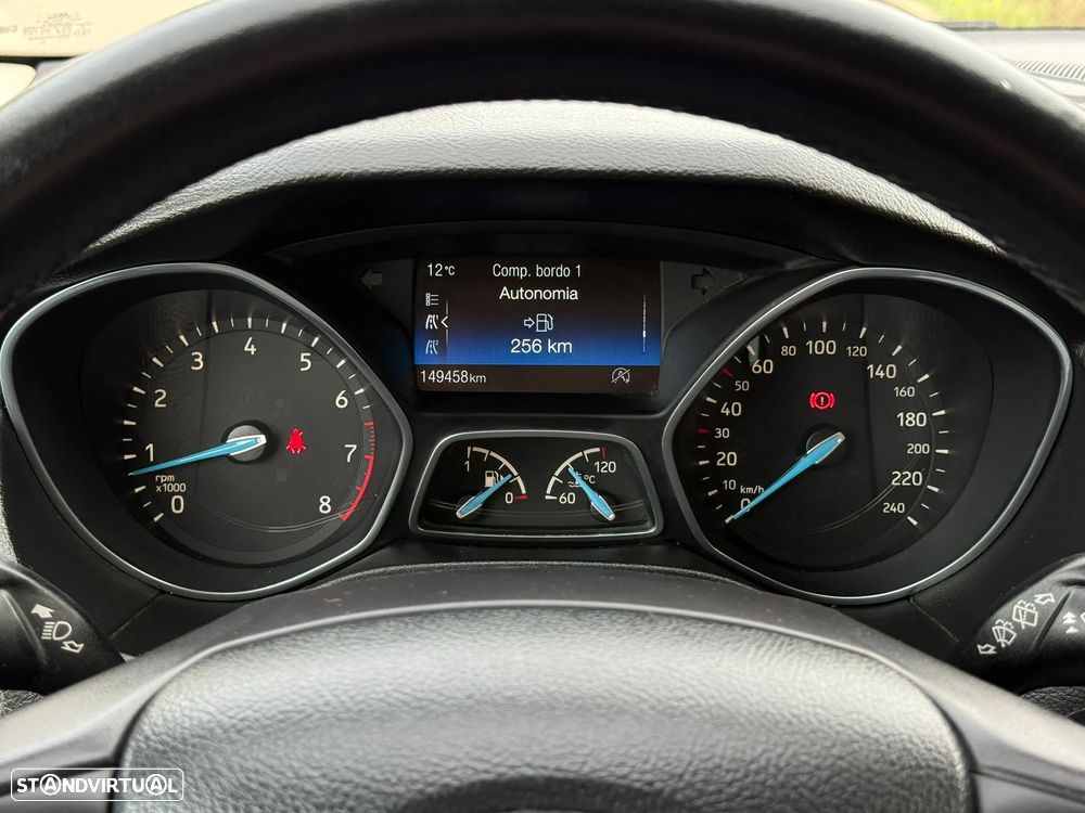 Ford Focus 1.0 EcoBoost Business - 18