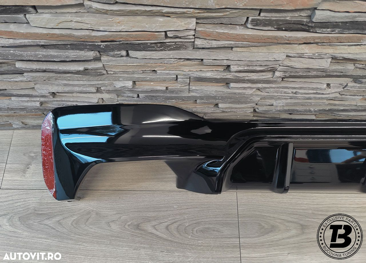 Difuzor Bara Spate compatibil cu BMW Seria 5 G30 G31 M5 Design - 5