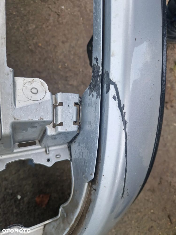 VW Touran 1T0 Lift Zderzak przód BEZ DZIUR - 5