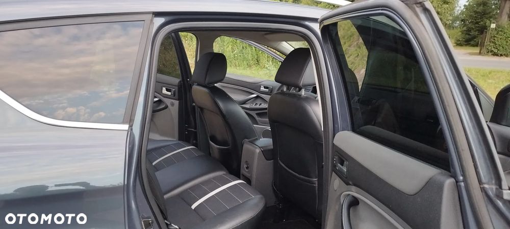 Ford Kuga 2.0 TDCi 4WD Trend - 12