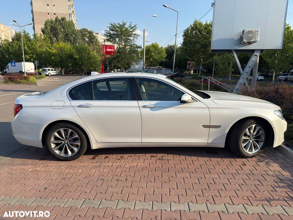 BMW Seria 7 730d - 8