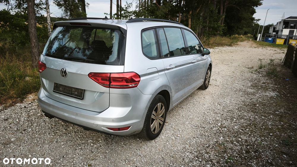 Volkswagen Touran 1.4 TSI BMT Comfortline DSG - 3
