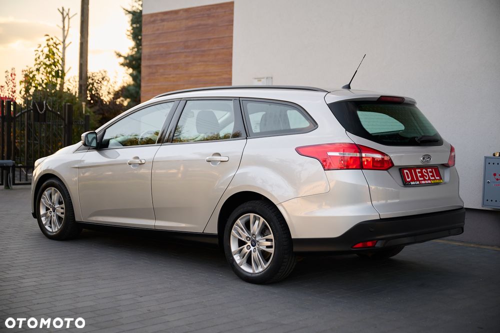 Ford Focus 1.5 TDCi Titanium ECOnetic ASS - 2