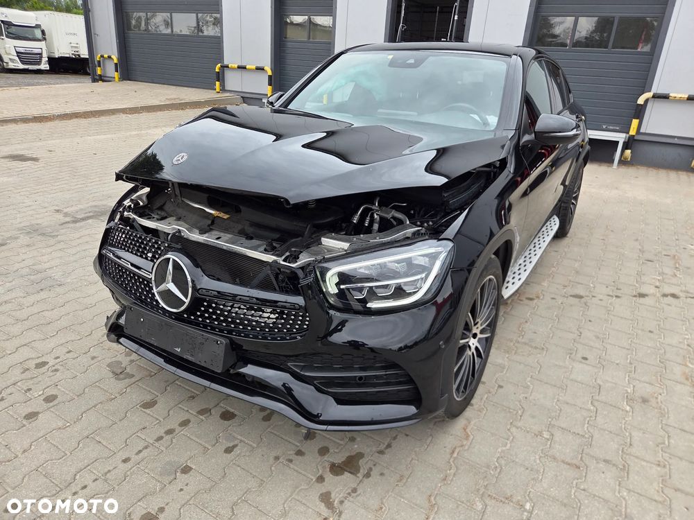 Mercedes-Benz GLC 220 d 4Matic 9G-TRONIC AMG Line - 14