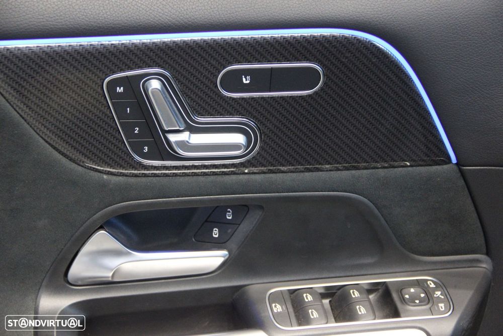 Mercedes-Benz GLA 250 e AMG Line - 16