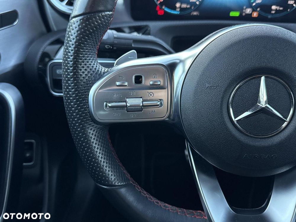 Mercedes-Benz CLA - 9