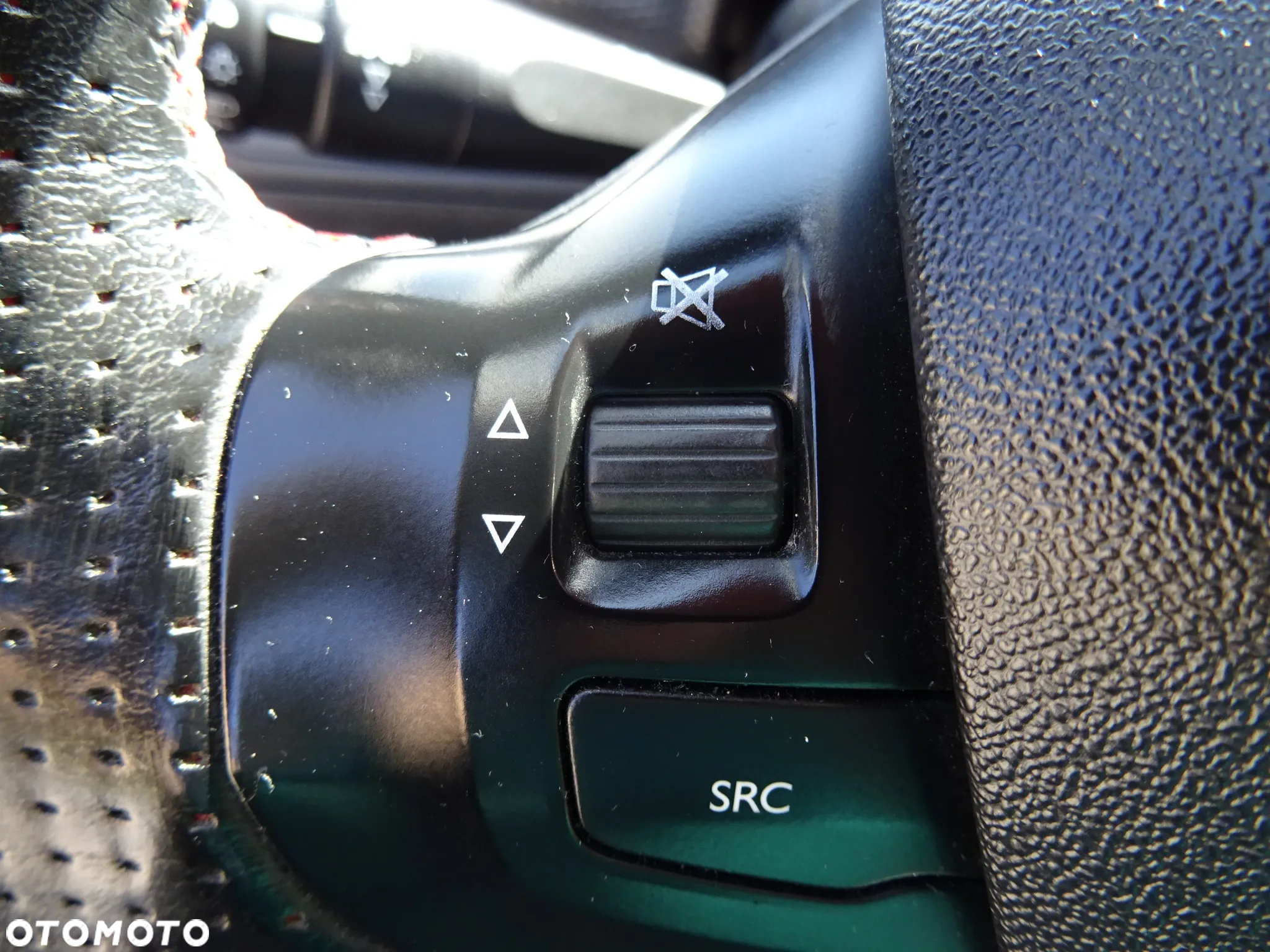Peugeot 208 PureTech 110 Stop & Start Allure - 24