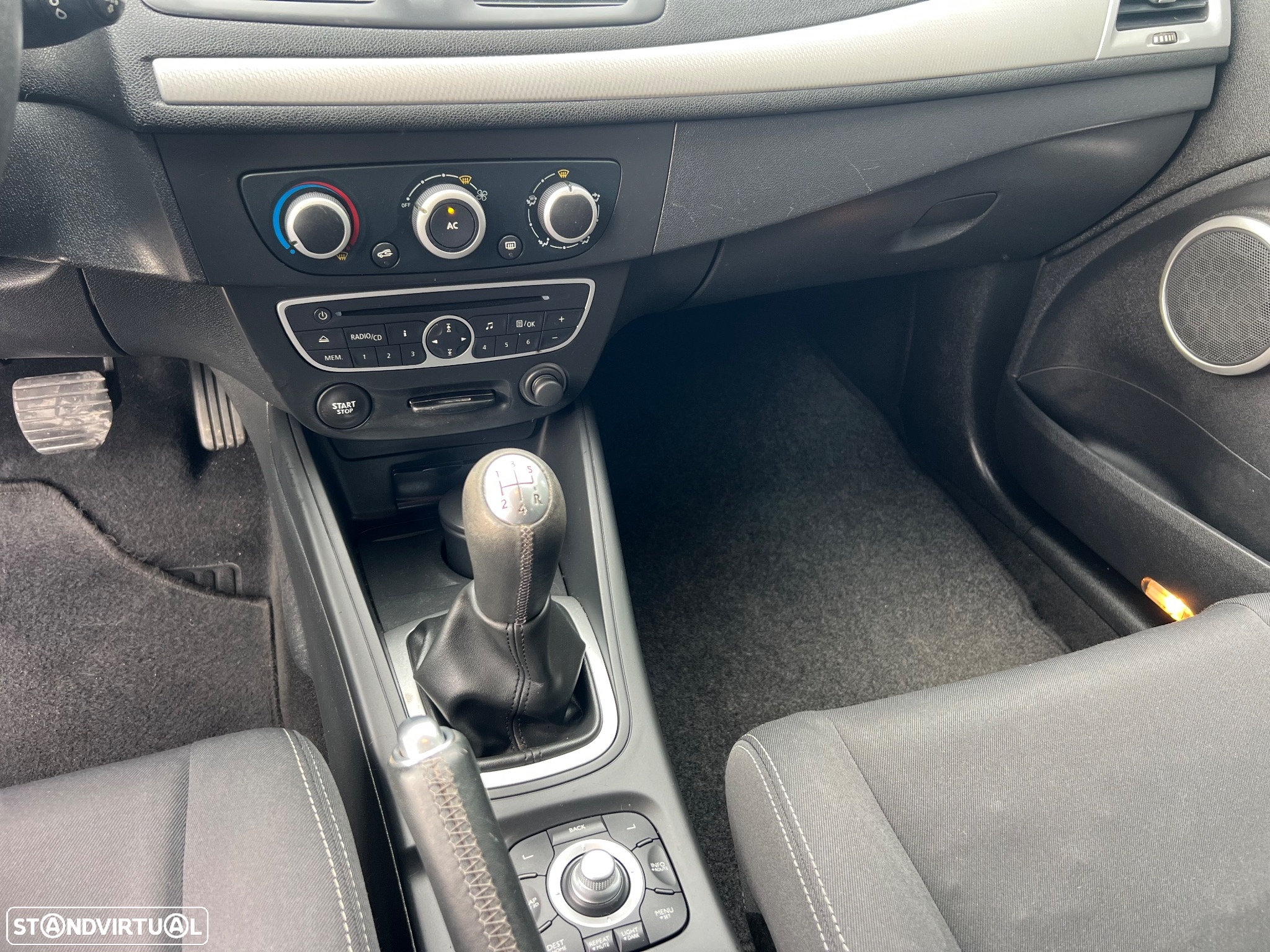 Renault Mégane 1.5 dCi Dynamique - 12