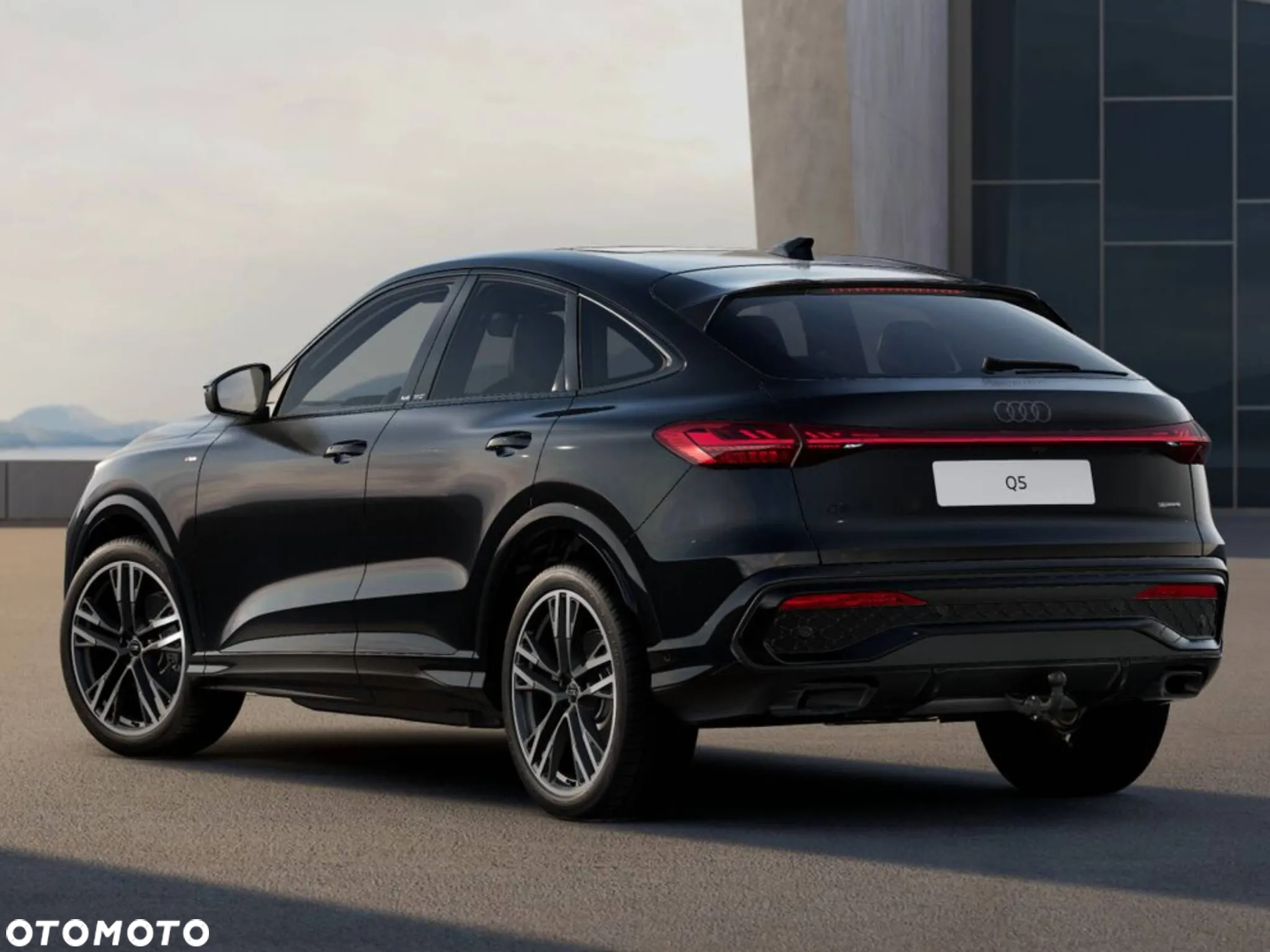 Audi Q5 Sportback - 4
