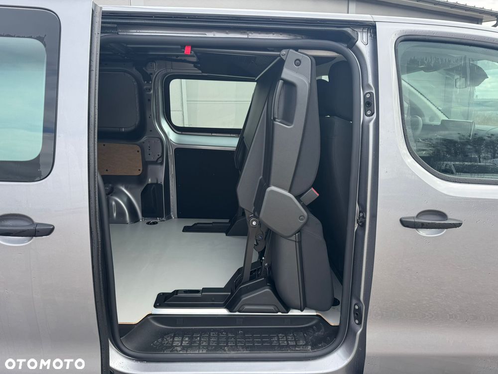 Opel Vivaro Brygadowy Składany XL Diesel 2.2 150 KM Manual - 22