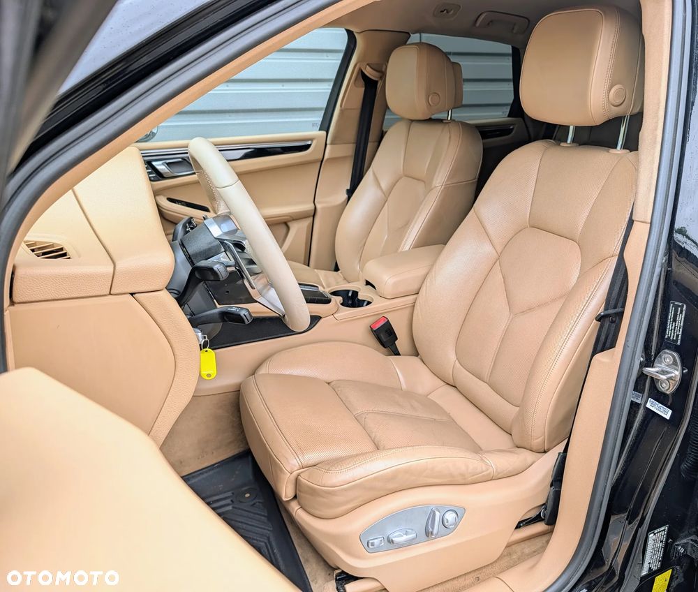 Porsche Macan - 6