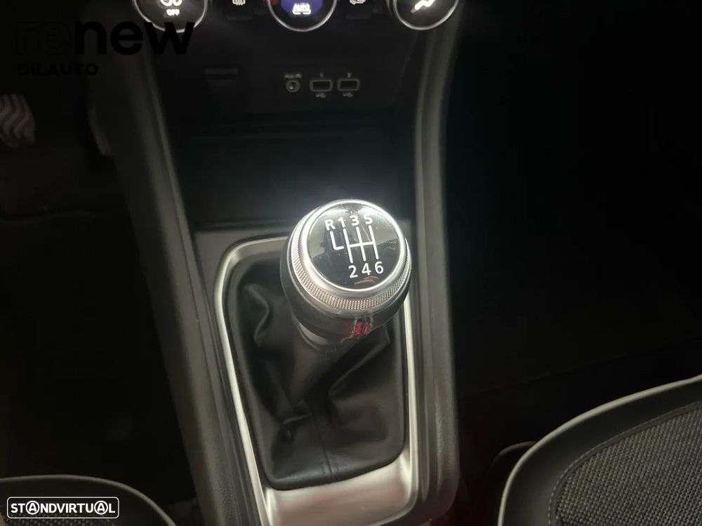 Renault Captur 1.0 TCe Intens - 17