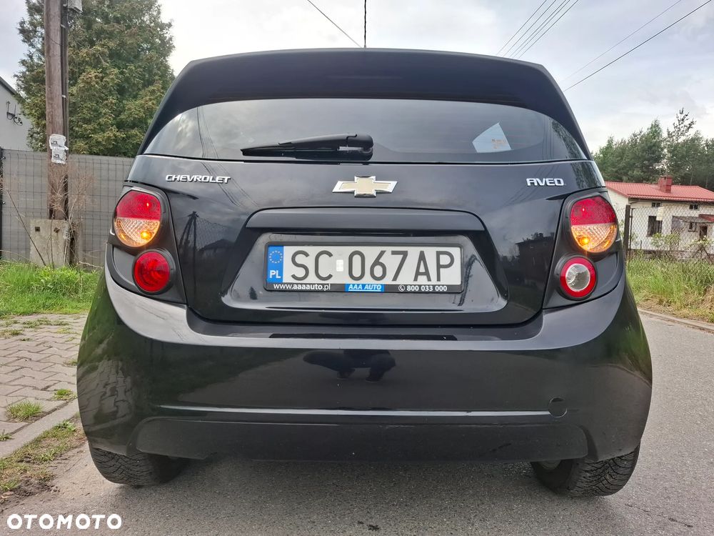 Chevrolet Aveo - 4