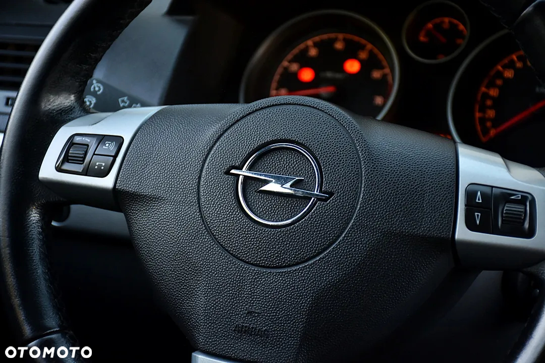 Opel Astra 1.6 Active - 20