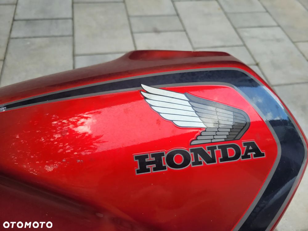 Bak, zbiornik paliwa Honda VT 500E - 23