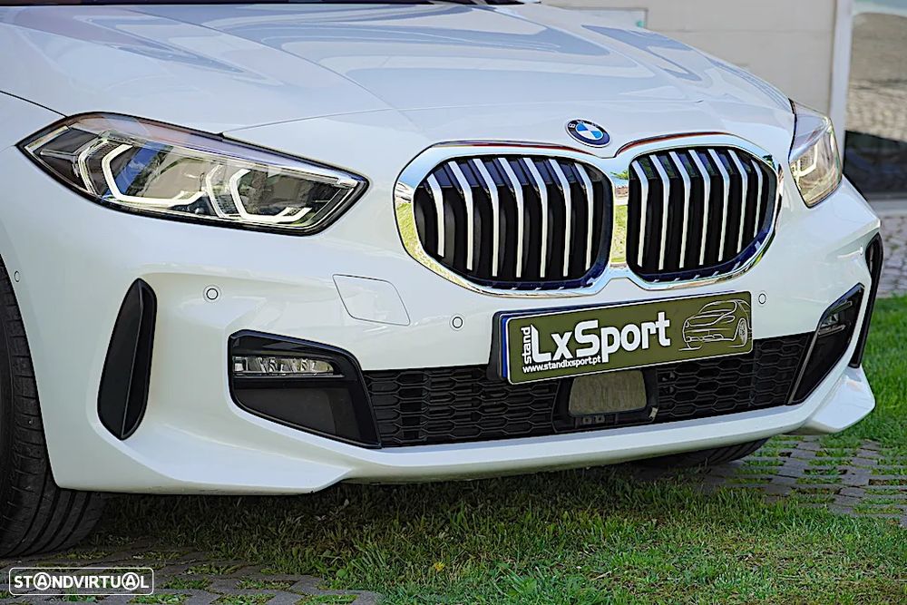 BMW 116 d Pack Desportivo M - 8
