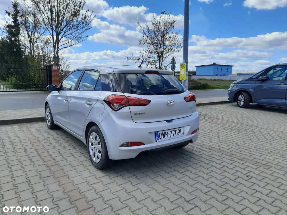 Hyundai i20 1.2 - 7