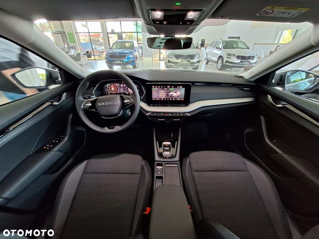 Skoda Octavia 2.0 TDI Edition 130 Selection DSG - 25